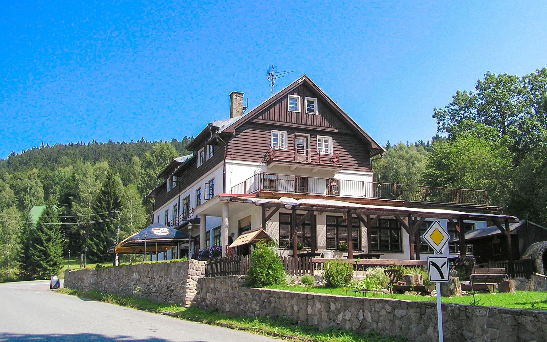 Dovolená v krásné přírodě Orlických hor na úpatí Velké Deštné v Hotelu Orlice *** se snídaní nebo polopenzí - ventip.cz