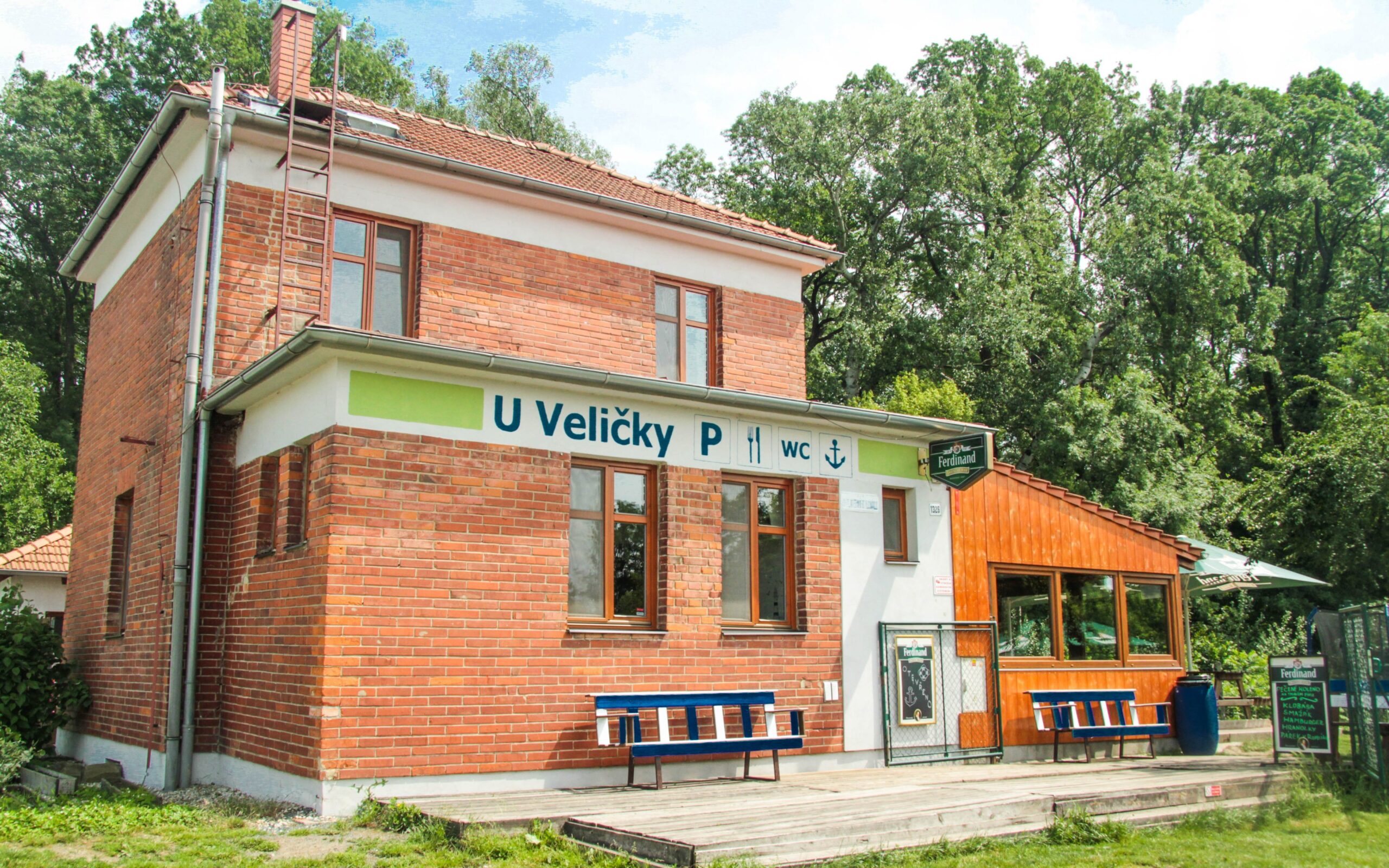 Pohodový pobyt u Baťova kanálu v Penzionu U Veličky se snídaní a půldenní plavbou + dítě do 5 let zdarma - ventip.cz