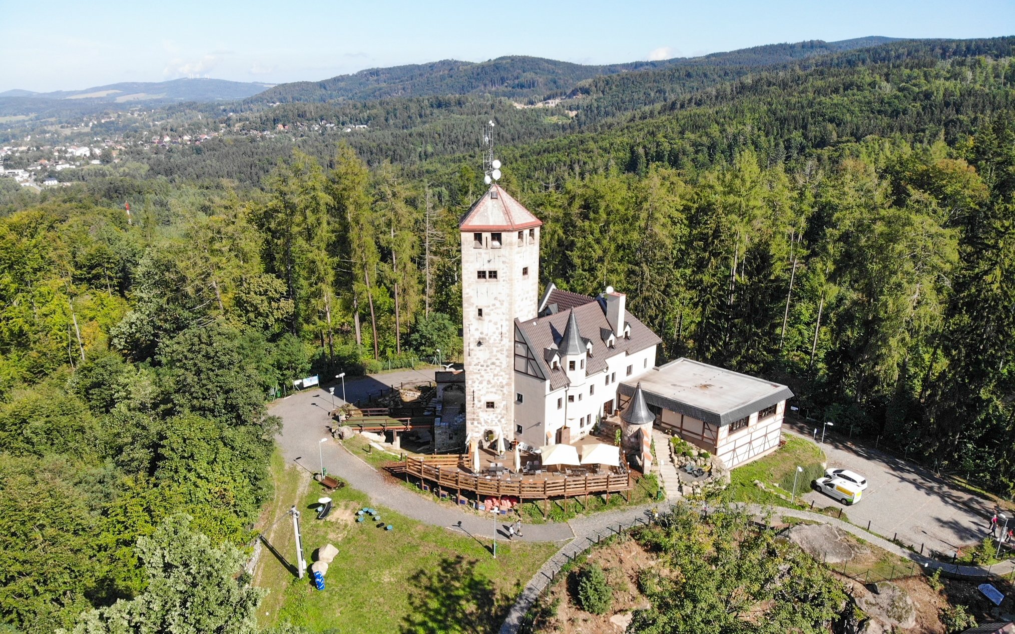 Liberec ve stylovém Hotelu Liberecká výšina *** s rozhlednou + polopenze
