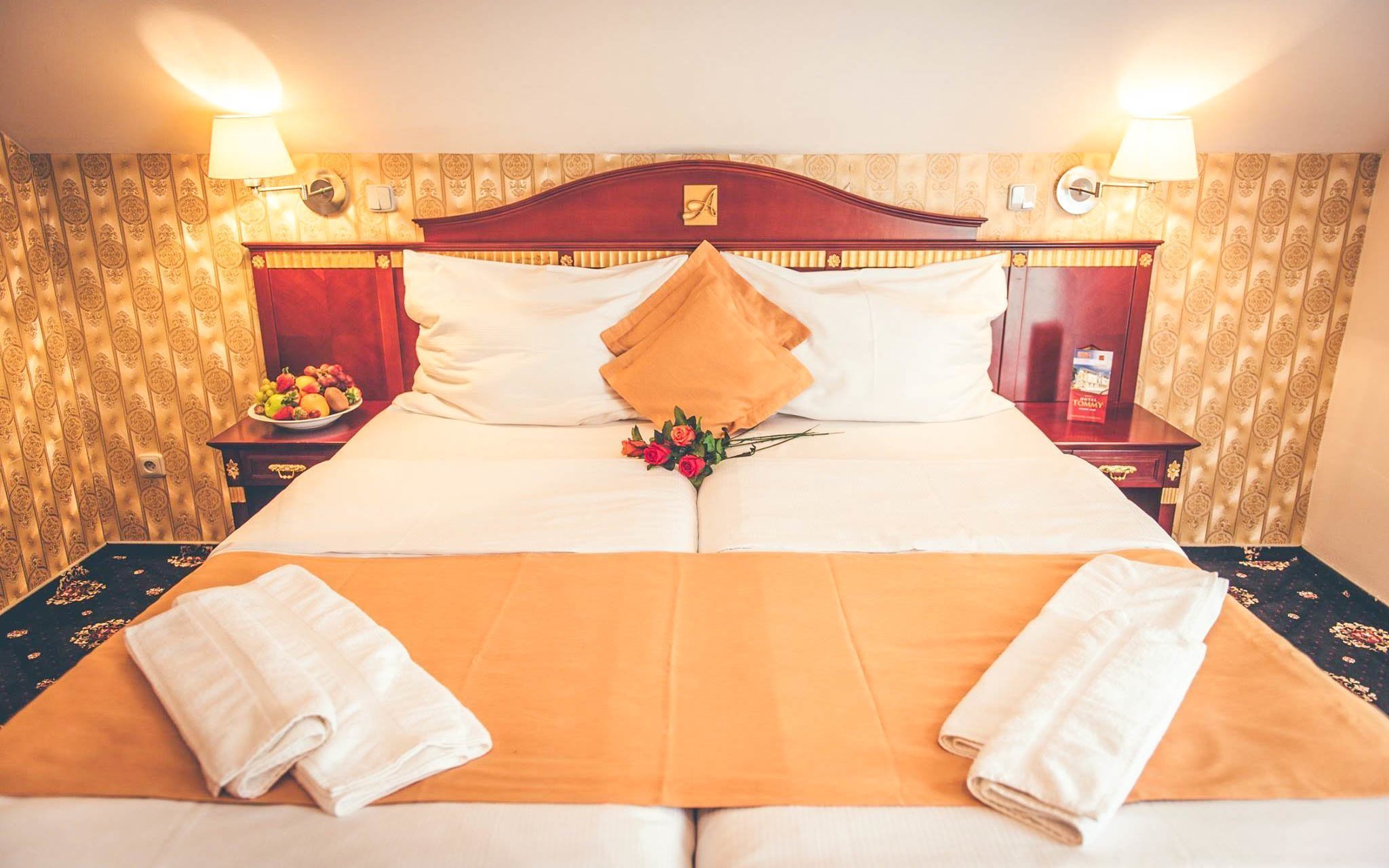 Adršpach: Hotel Tommy **** se snídaní formou bufetu a relaxací v bazénu a vířivce + sleva na wellness služby - ventip.cz
