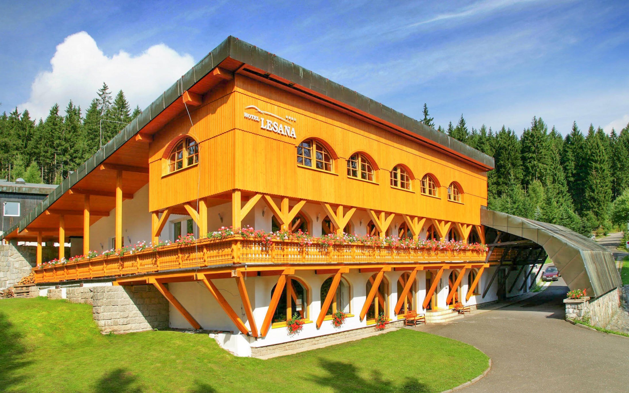 Krkonoše: Špindlerův Mlýn v Hotelu Lesana *** s polopenzí