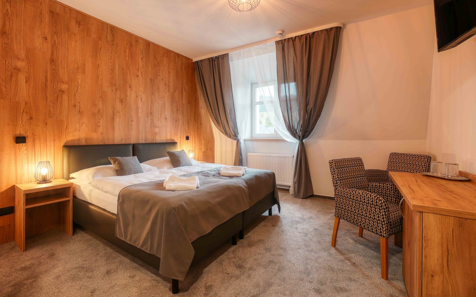 Jeseníky v Hotelu Lípa **** se snídaní či polopenzí a neomezeným wellness s vířivkou