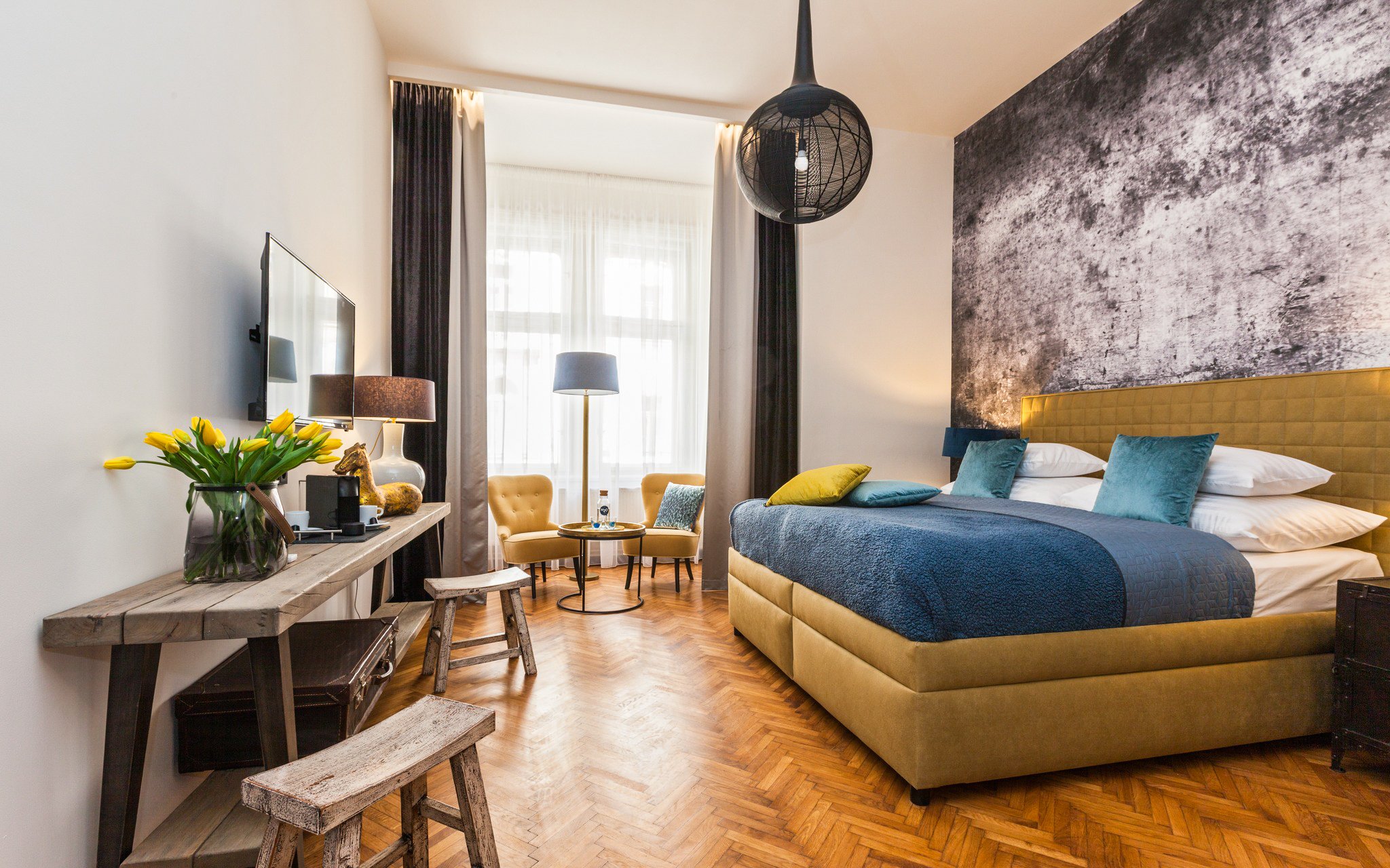Praha přímo v centru u Staroměstského náměstí v luxusním Hotelu Antik **** s bohatými bufetovými snídaněmi - ventip.cz
