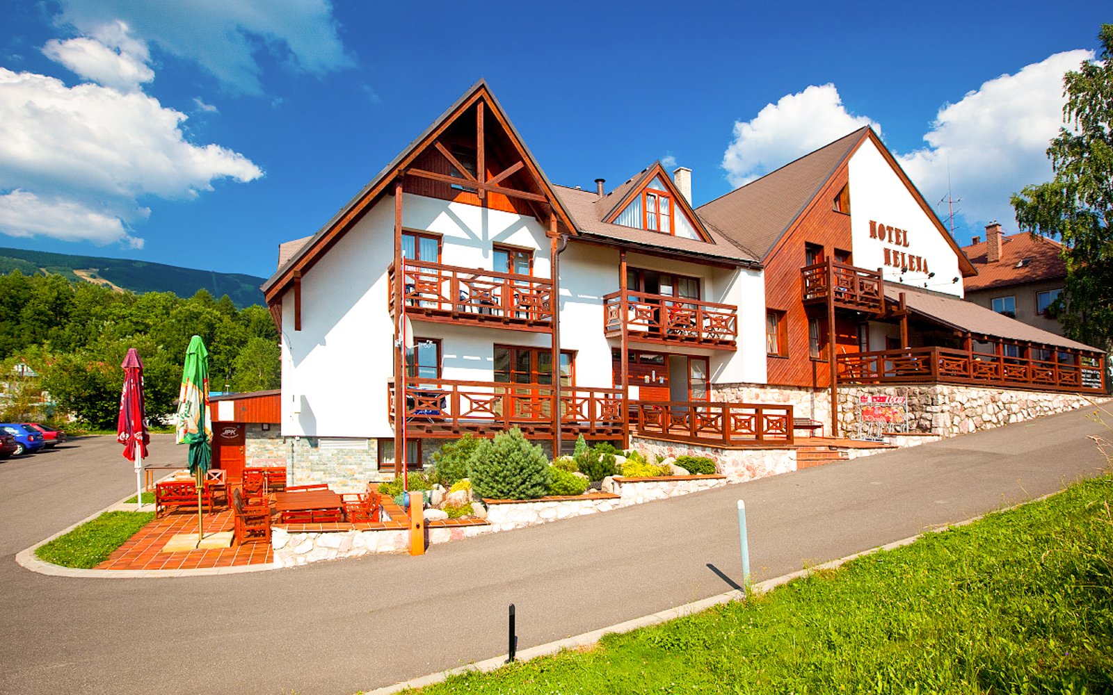 Rokytnice nad Jizerou: Hotel Helena *** s polopenzí