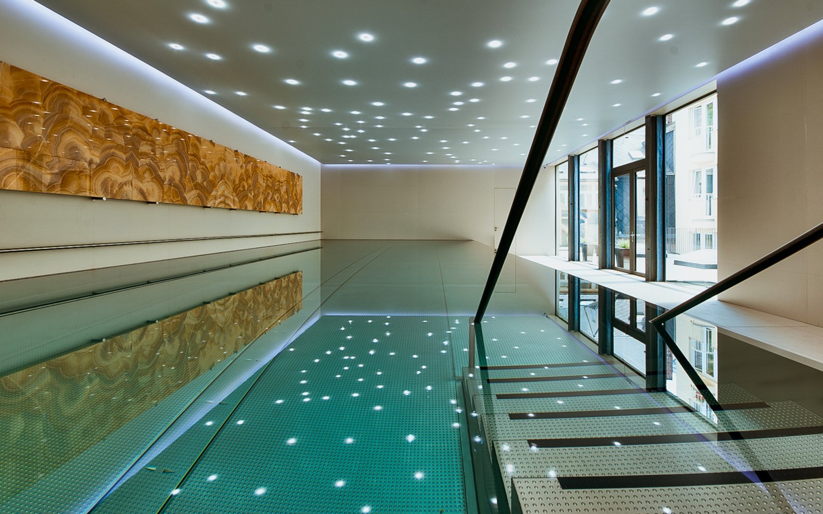 Karlovy Vary v luxusním Hotelu Prezident **** s polopenzí a neomezeným wellness a fitness + welcome drink - ventip.cz