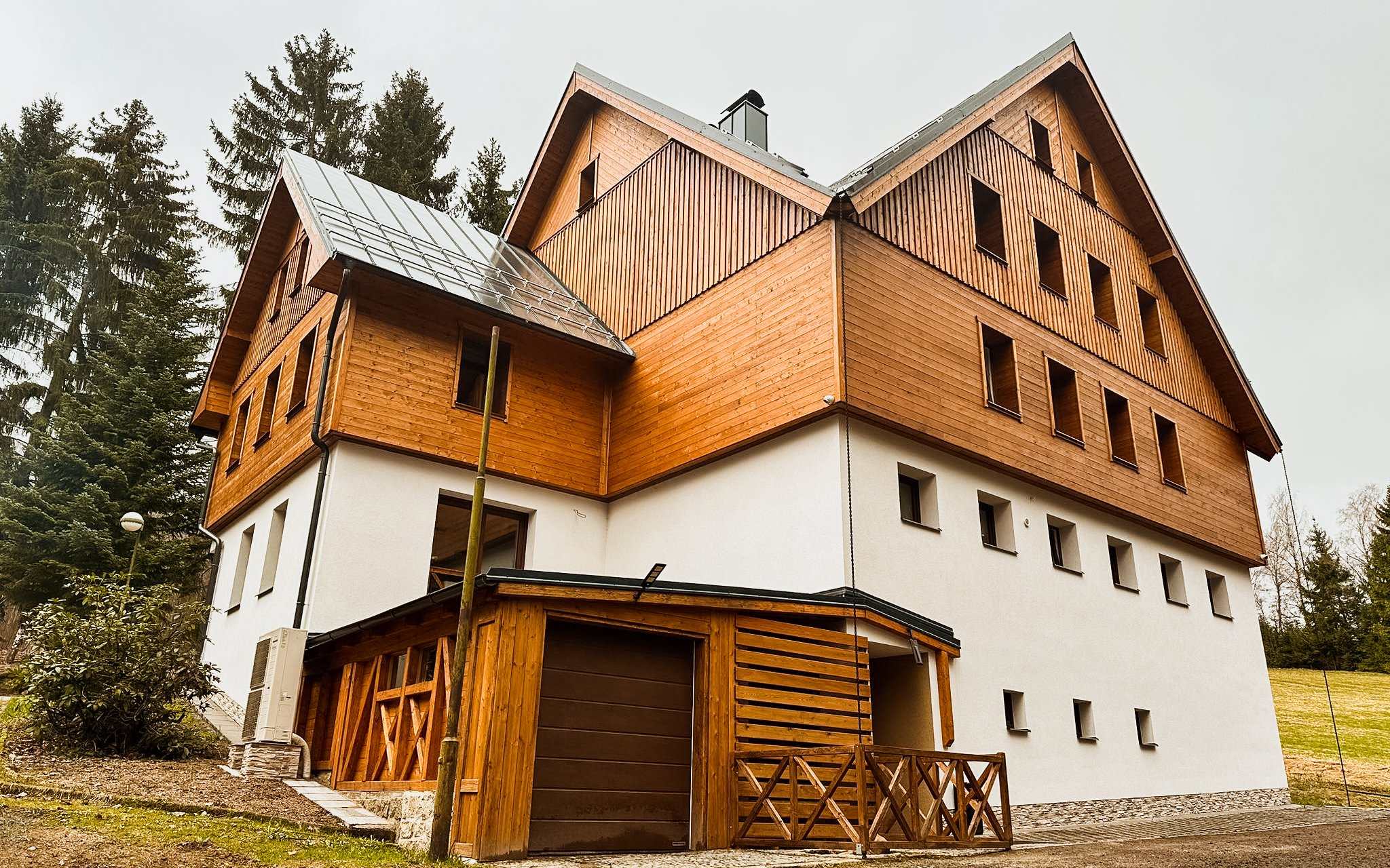 Jizerské hory nedaleko Jablonce nad Nisou: Apartmány Vesna se snídaněmi a privátní saunou či vířivkou - ventip.cz