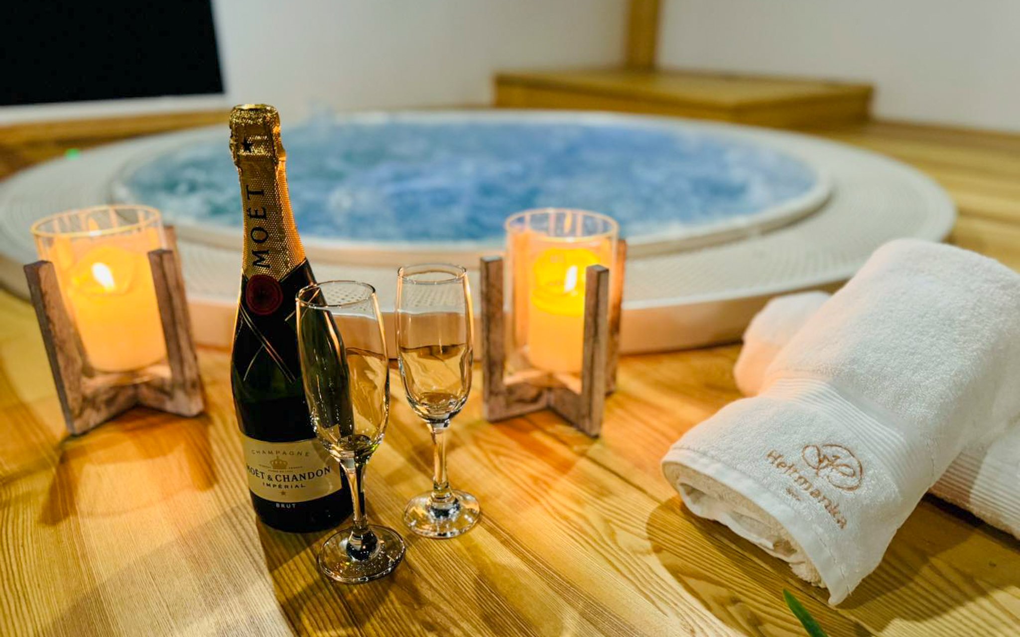 Mladá Boleslav: Relax v Hotelu Hejtmanka se snídaní formou bufetu + privátní vstup do wellness a láhev sektu - ventip.cz