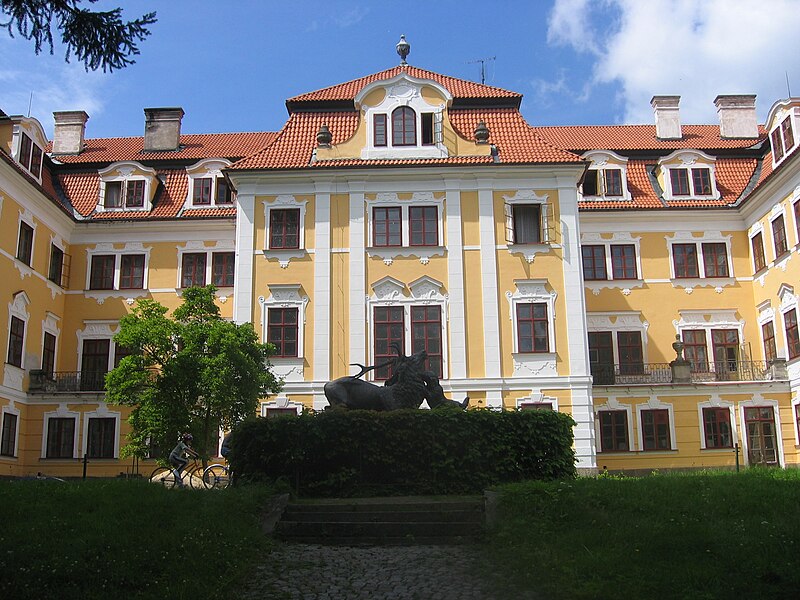 Chlum u Třeboně (zámek) - ventip.cz