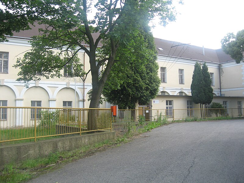 Hliňany (zámek) - ventip.cz