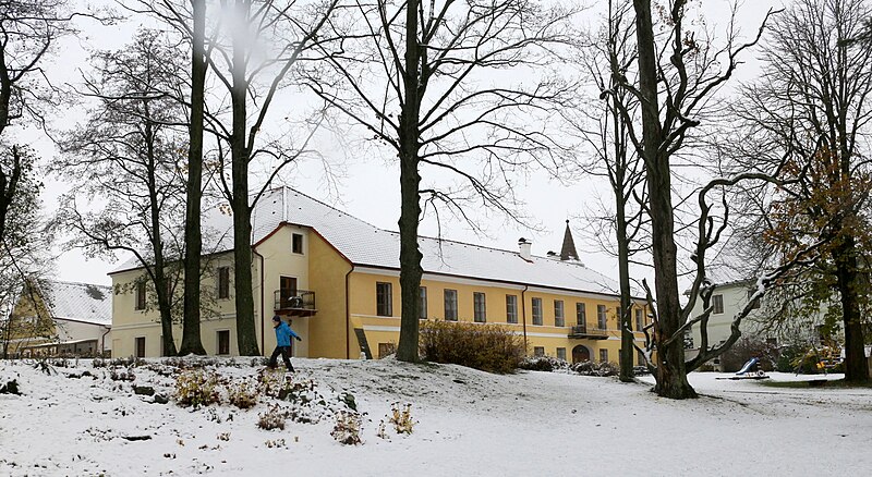 Jindřichovice (zámek) - ventip.cz