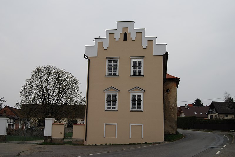 Kňovice (zámek) - ventip.cz