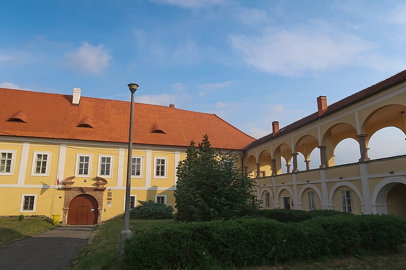 Nové Dvory (zámek) - ventip.cz