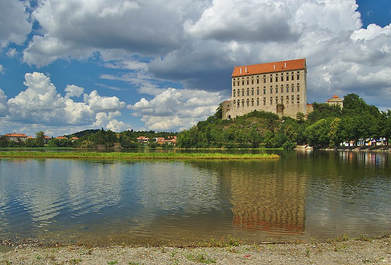 Plumlov (zámek) - ventip.cz