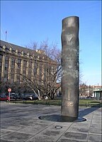 Pomník vojákům padlým na zahraničních bojištích během II. světové války - ventip.cz