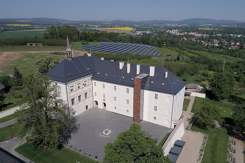 Svijany (zámek) - ventip.cz