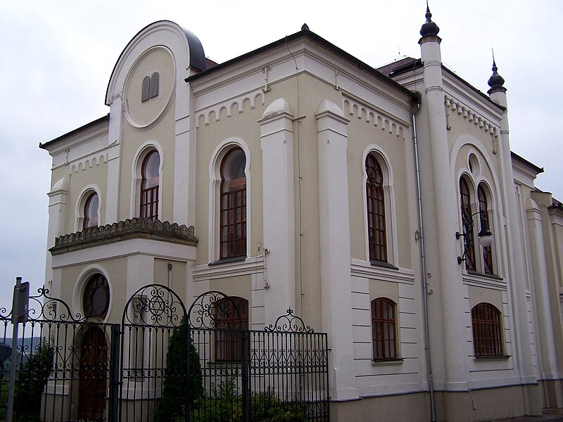 Synagoga v Lounech - ventip.cz