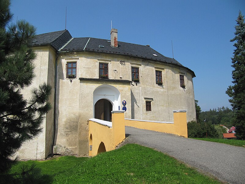 Tršice (zámek) - ventip.cz