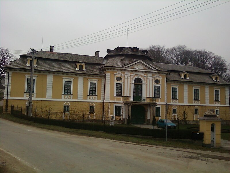 Úsobí (zámek) - ventip.cz