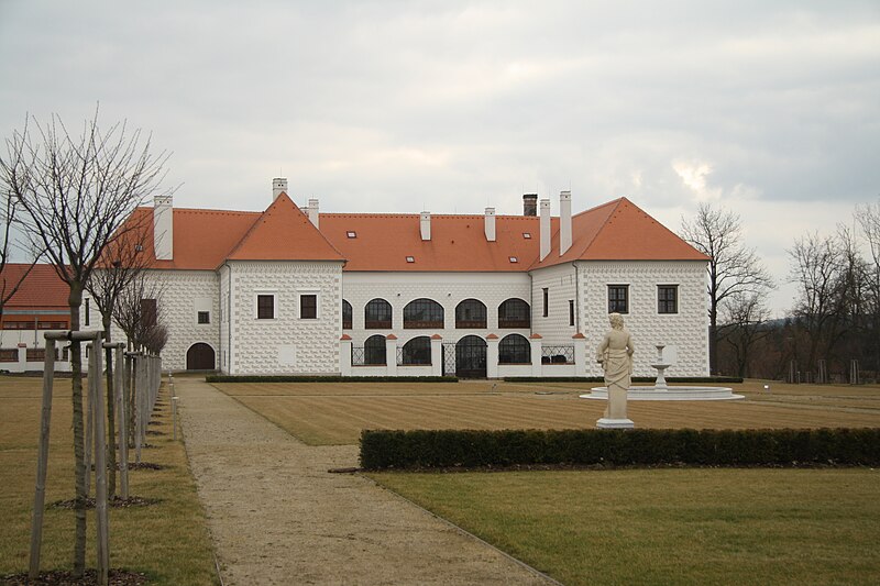 Valeč (zámek) - ventip.cz