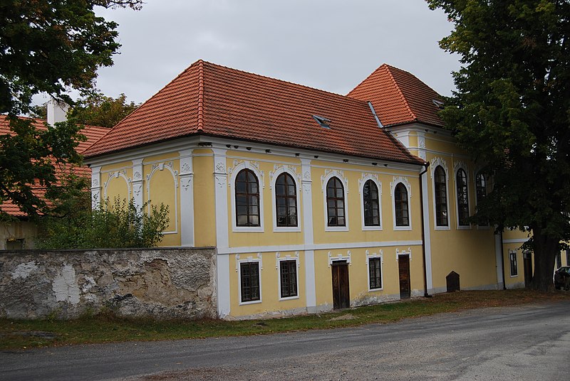 Varvažov (zámek) - ventip.cz