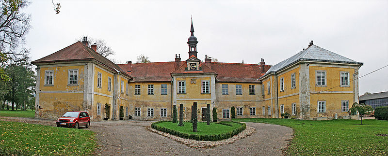 Vokšice (zámek) - ventip.cz