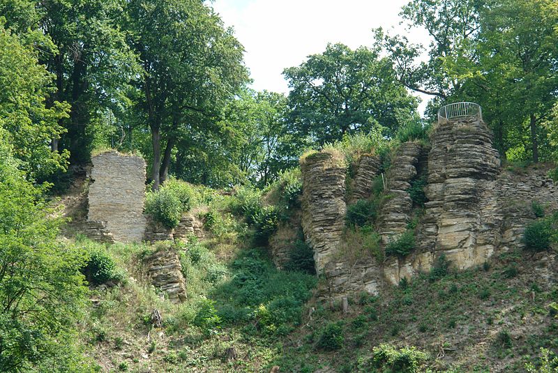 Výrov (hrad) - ventip.cz
