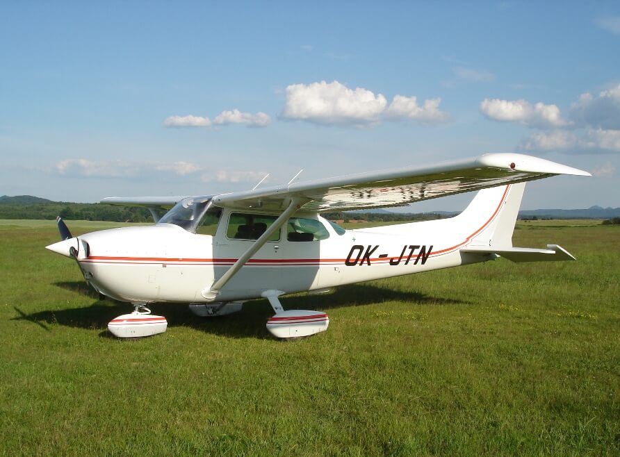 Zážitkový let americkým letounem Cessna172 - ventip.cz