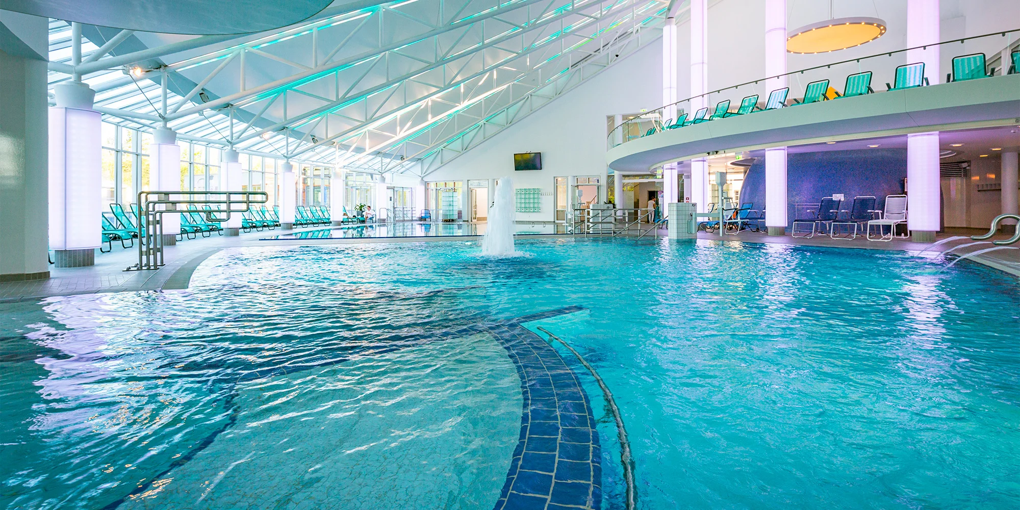 Kurhotel Pyramide Sibyllenbad restaurace a wellness - ventip.cz