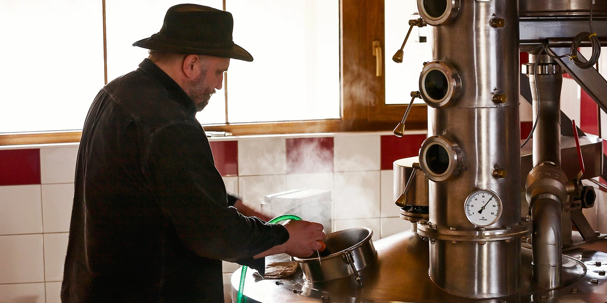 LIKÉRKA A DESTILERIE ULLERSDORF - ventip.cz