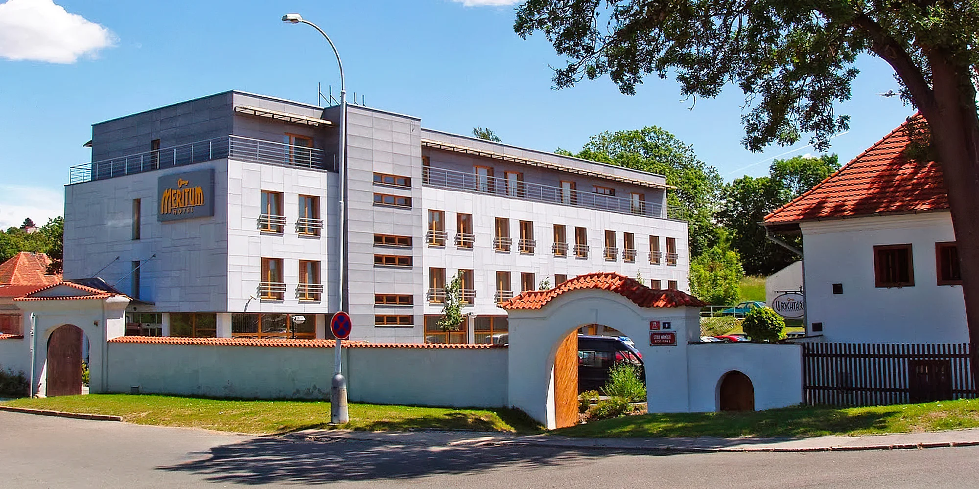 Hotel Meritum*** - ventip.cz