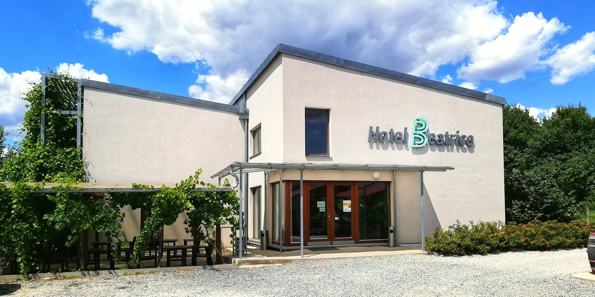 Vinné sklepy U Jeňoura a hotel Beatrice - ventip.cz