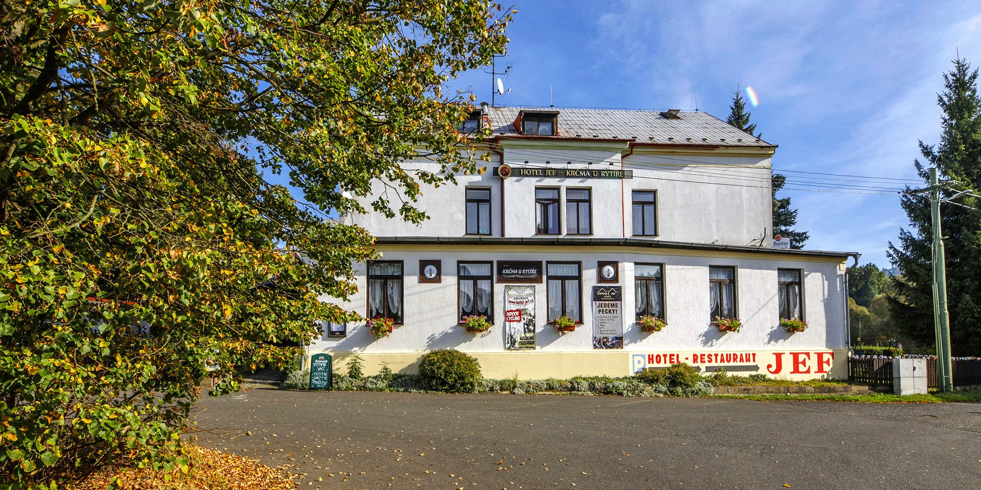 Hotel JEF a Krčma U rytíře - ventip.cz