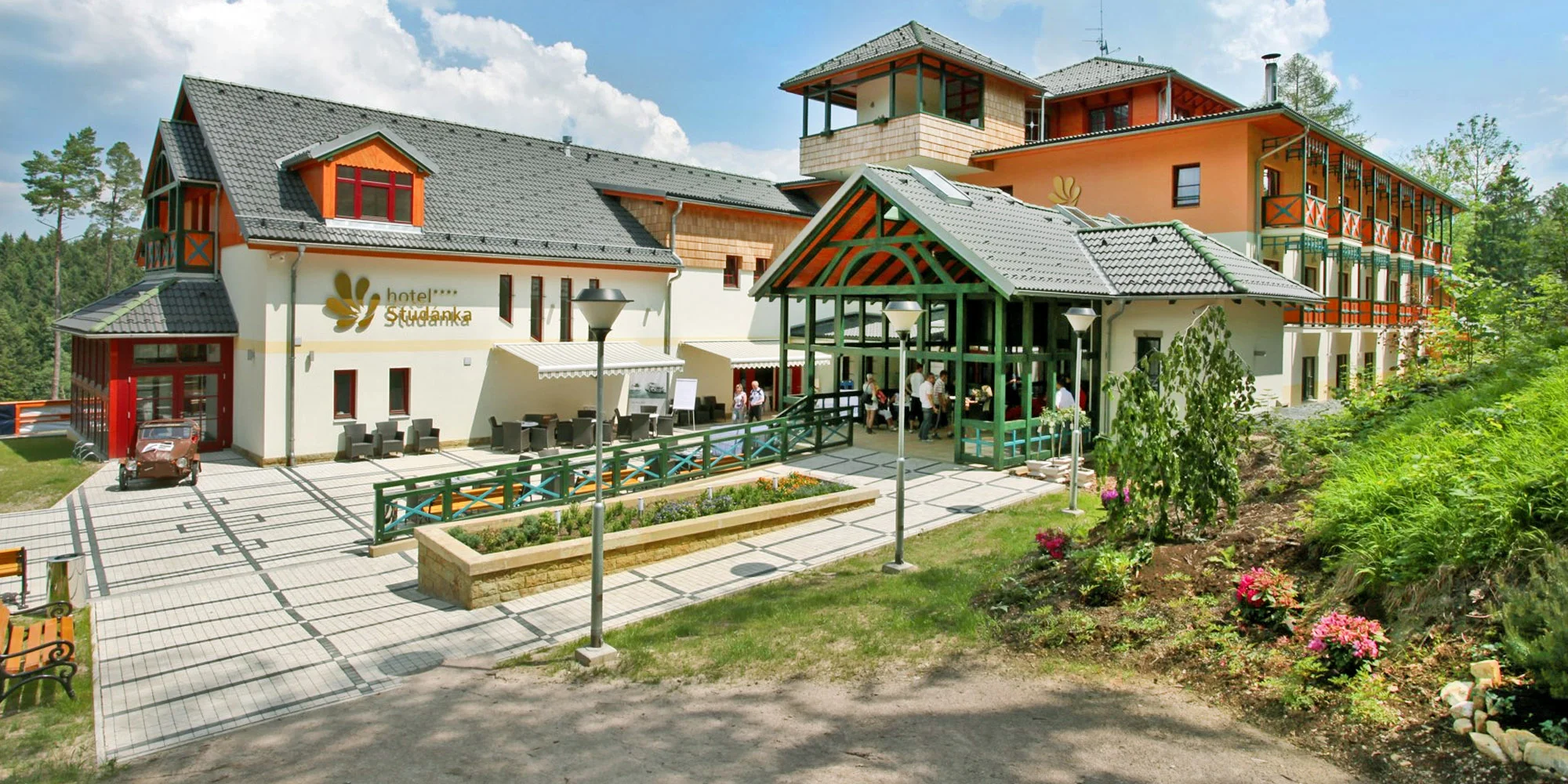 Hotel**** a Vila*** Studánka - ventip.cz