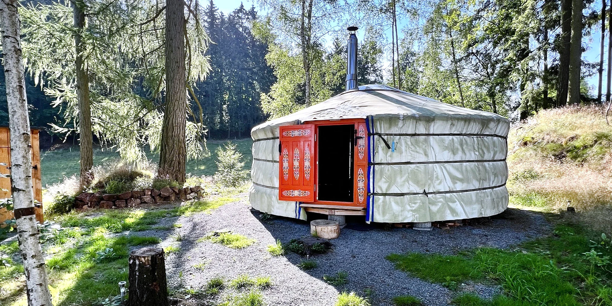 Jurta v lese - ventip.cz