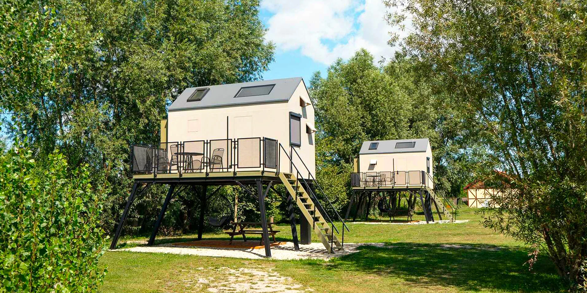 Slovácký dvůr - Posed - ventip.cz