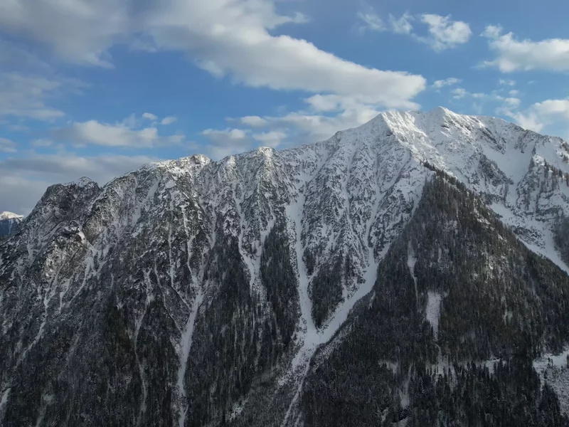 Vyhlídkový let letadlem nad Alpami - ventip.cz