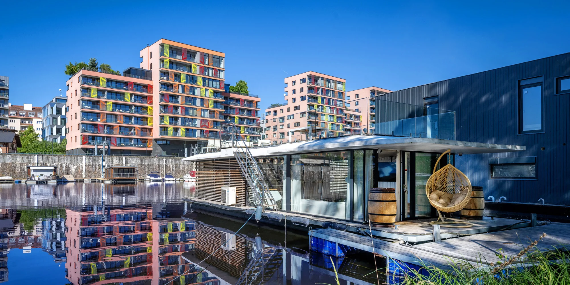 Houseboat Holešovice - ventip.cz
