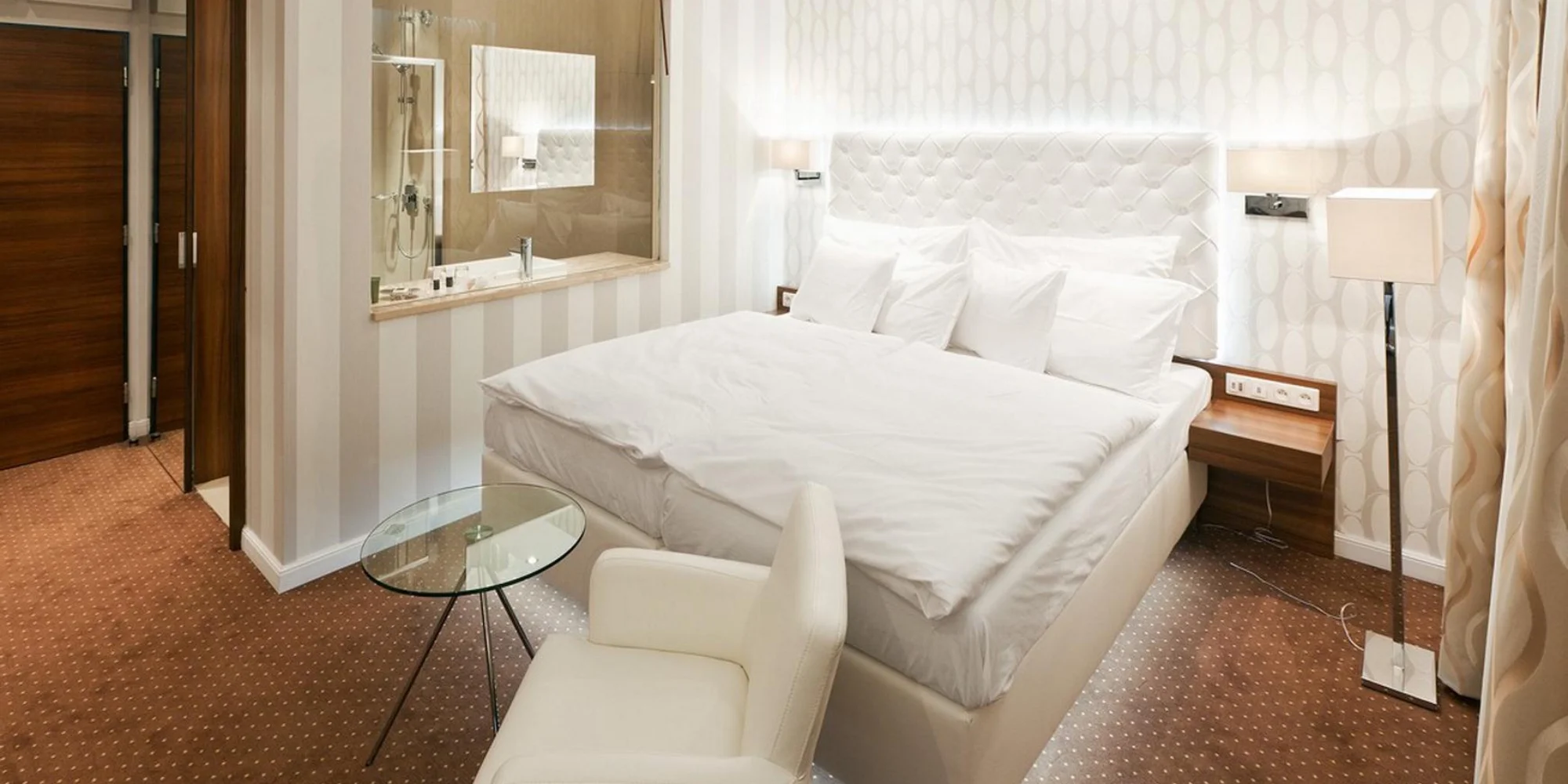 Pytloun City Boutique Self Check-in Hotel - ventip.cz