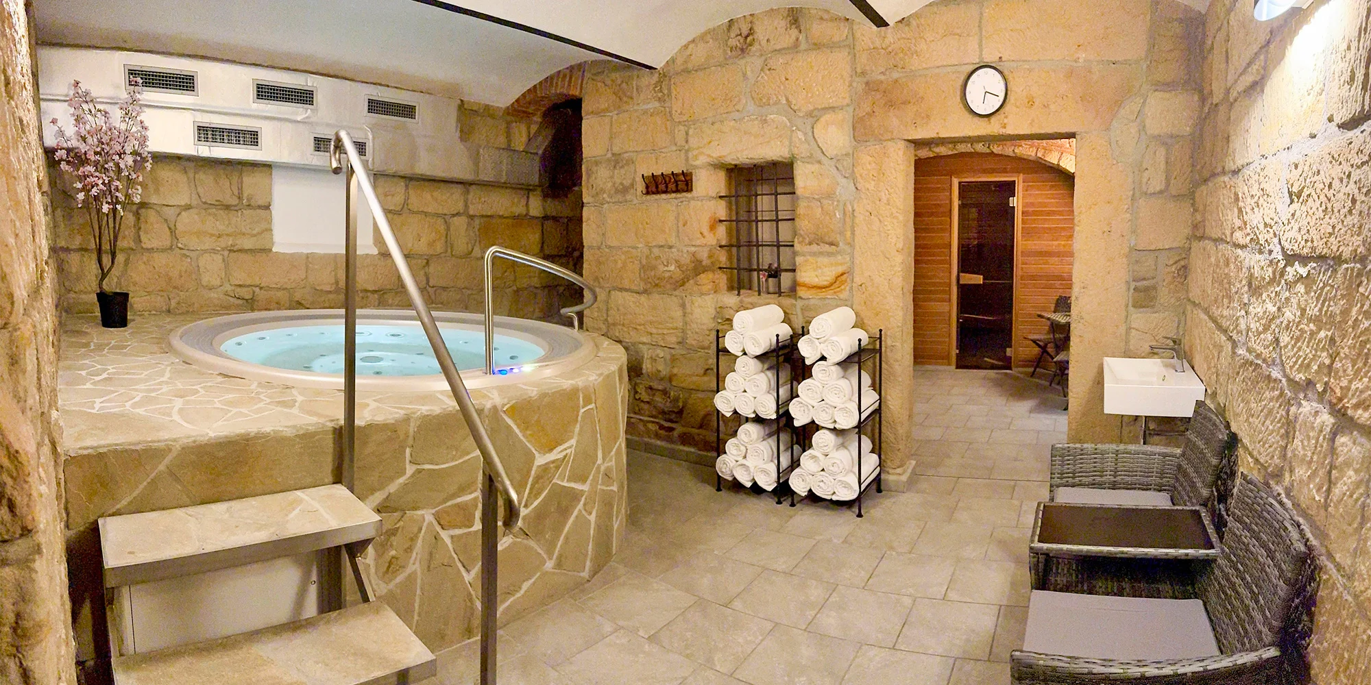 Resort Mezná - restaurace a wellness - ventip.cz