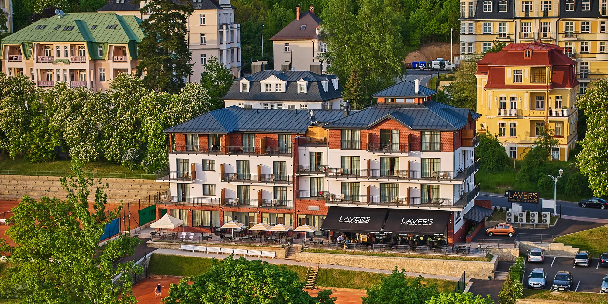 Hotel & Wellness Queens**** - ventip.cz