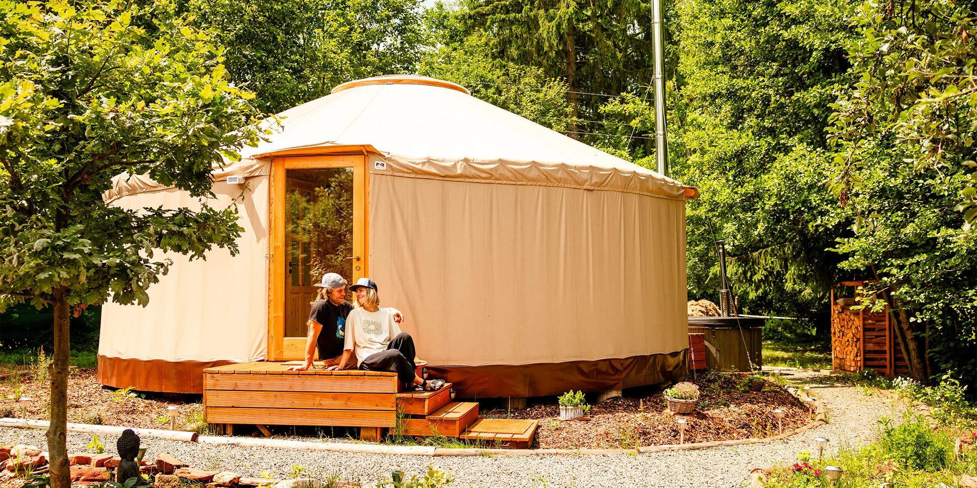 Yurt in the Wood - Jurta v pastvinách - ventip.cz