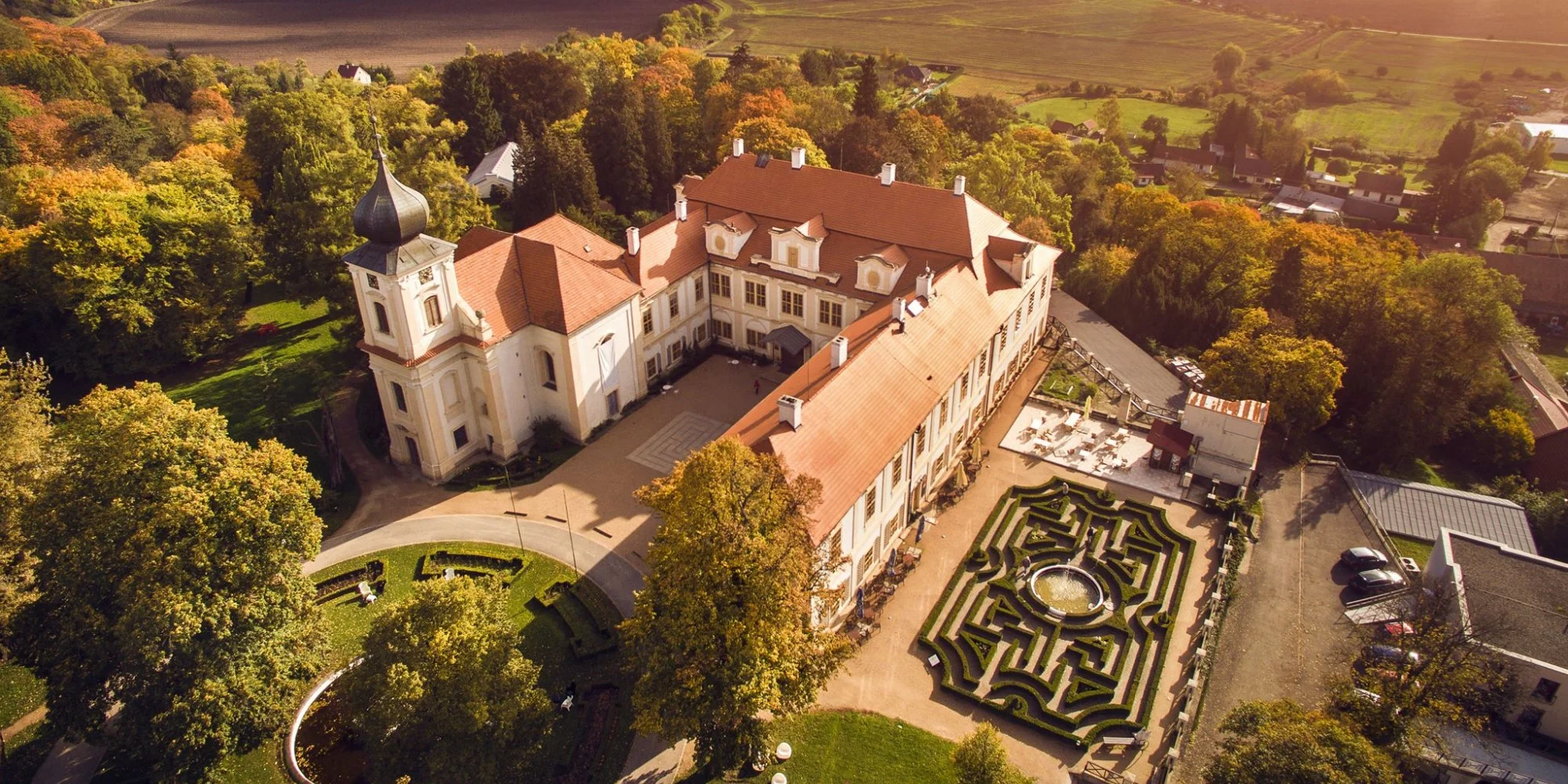 Zámek Loučeň a Labyrintárium - ventip.cz